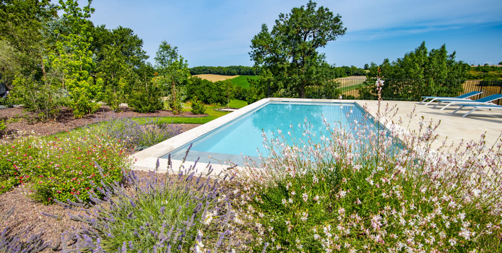 Terrasse piscine Le Grand Helios