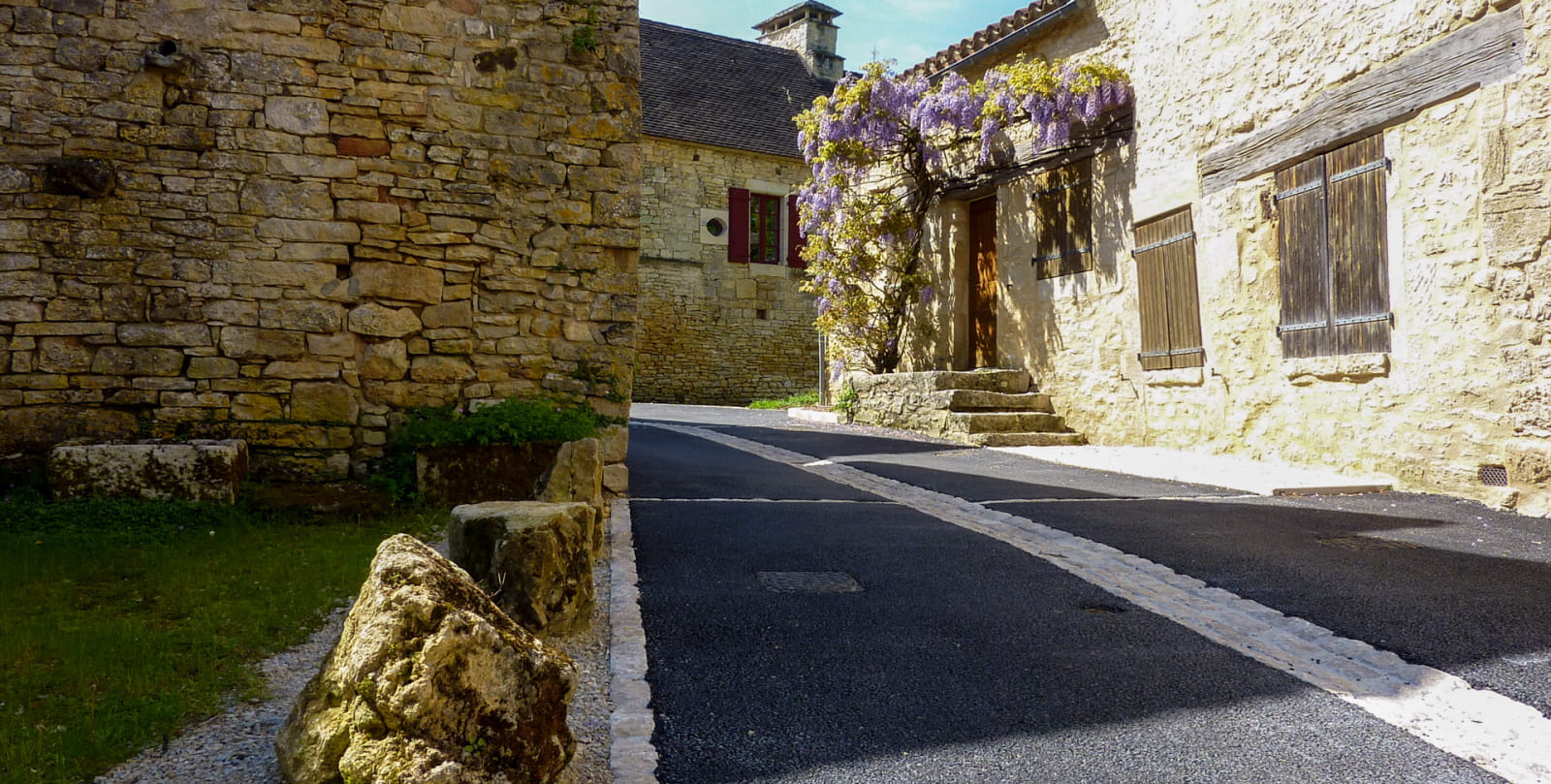 01Les Arques - Ruelles & maison de pierres© Lot Tourisme - C. Sanchez