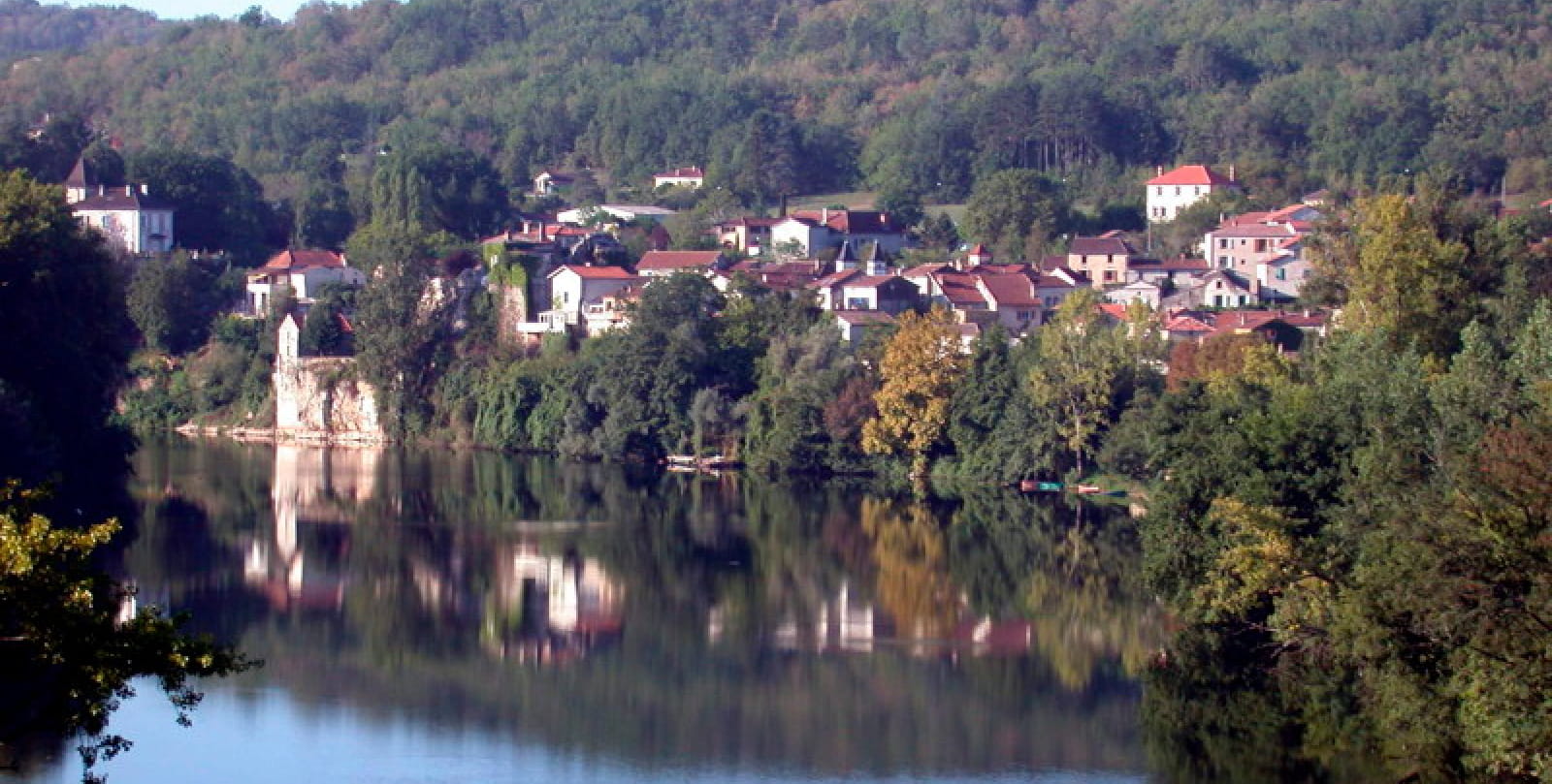 Pradines : Vue sur le Village